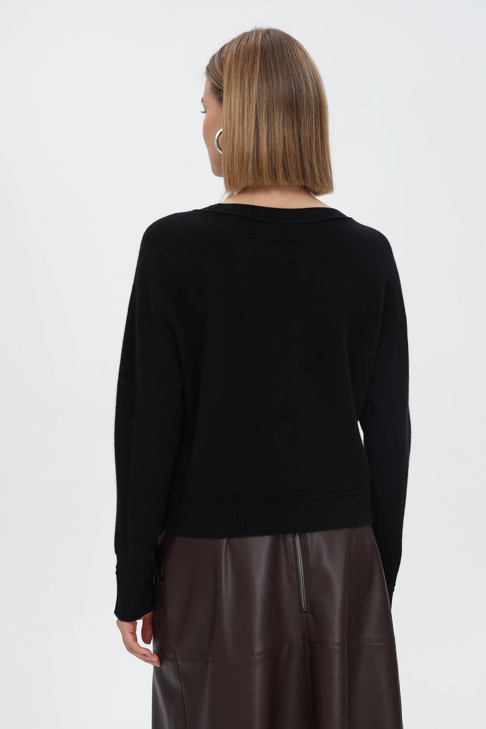 Пуловер Marc Cain чёрный