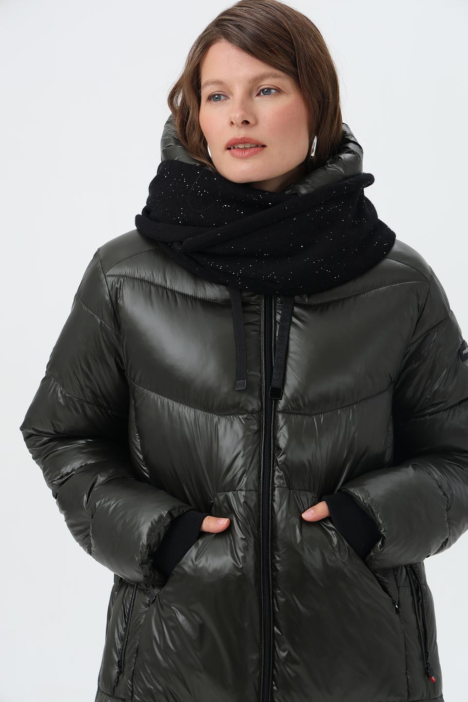 Шарф Frieda and Freddies чёрный с пайетками