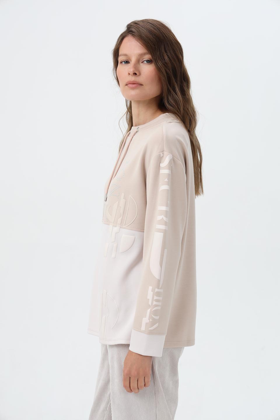 Пуловер Barbara Lebek с логотипом