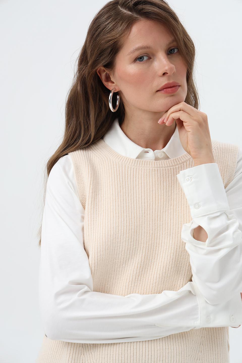 Жилет Lecomte женский бежевый