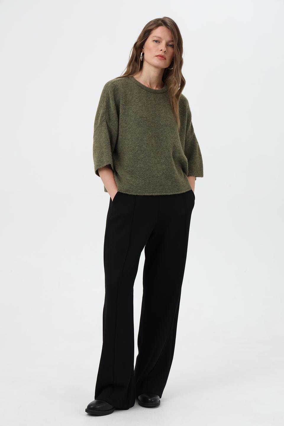 Пуловер Lecomte оливковый с рукавом 3/4