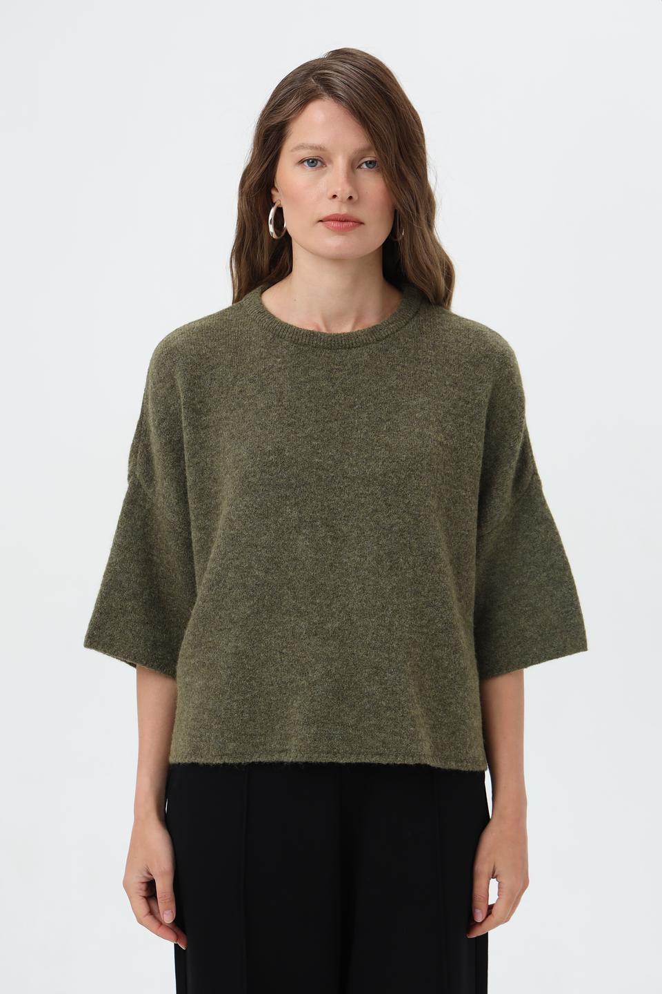 Пуловер Lecomte оливковый с рукавом 3/4