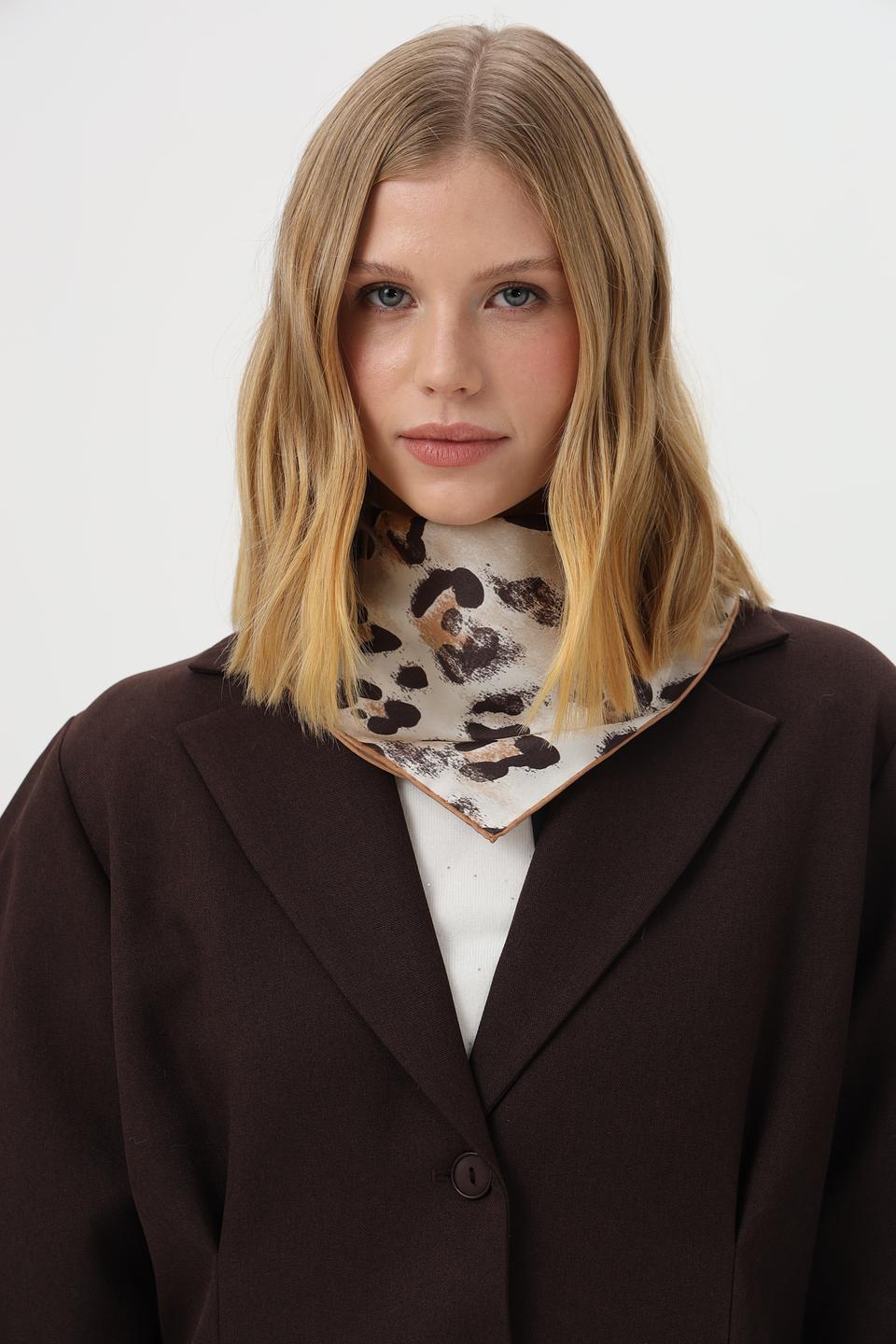 Платок Fraas с леопардовым принтом