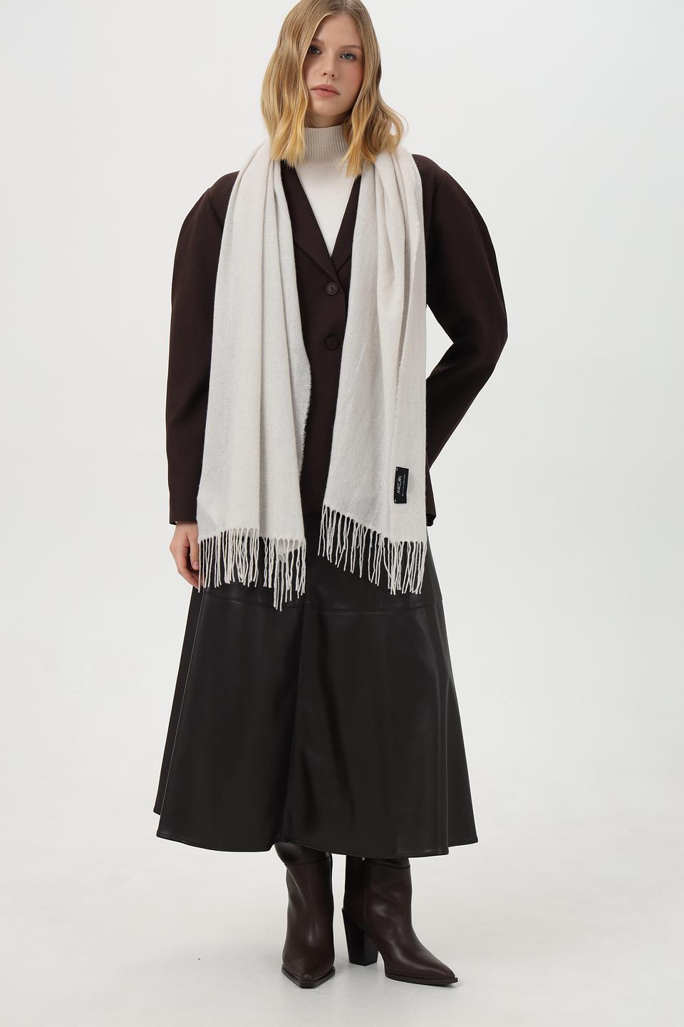 Шарф Marc Cain с бахромой