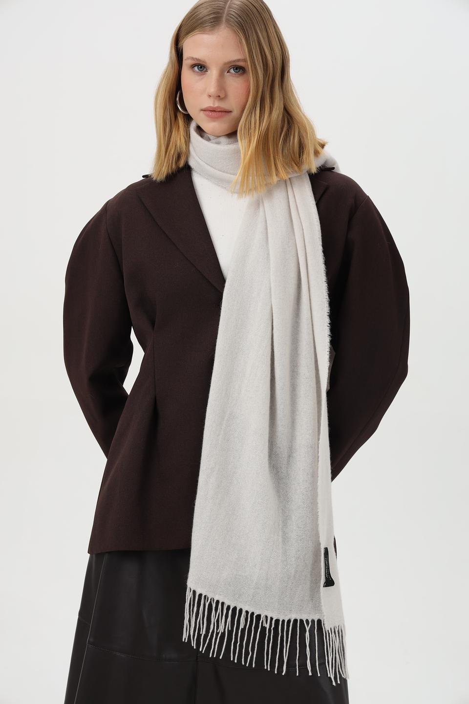 Шарф Marc Cain с бахромой