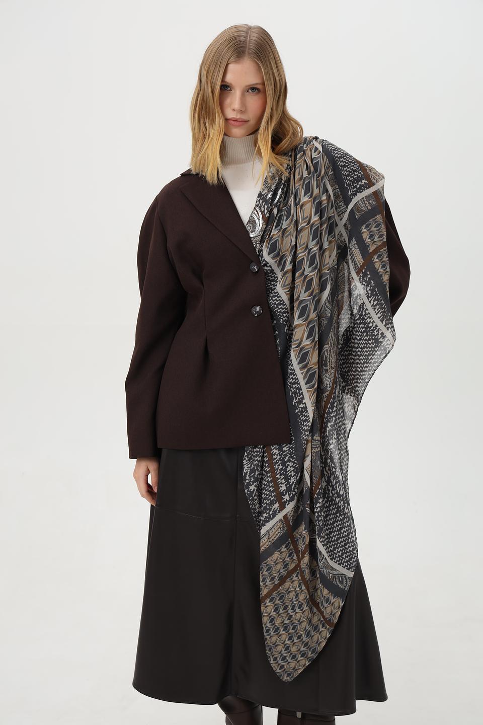 Платок Betty Barclay с геометрическим принтом