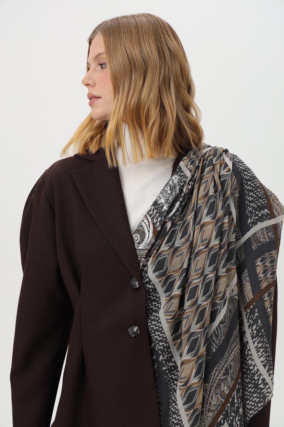 Платок Betty Barclay с геометрическим принтом