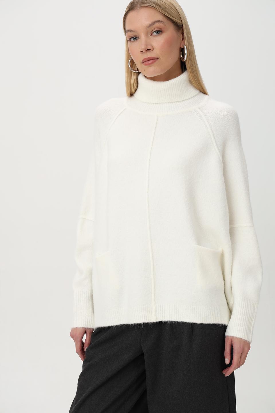 Пуловер Tuzzi с карманами молочный