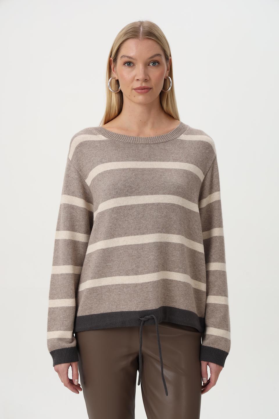 Пуловер Oui в полоску бежевый