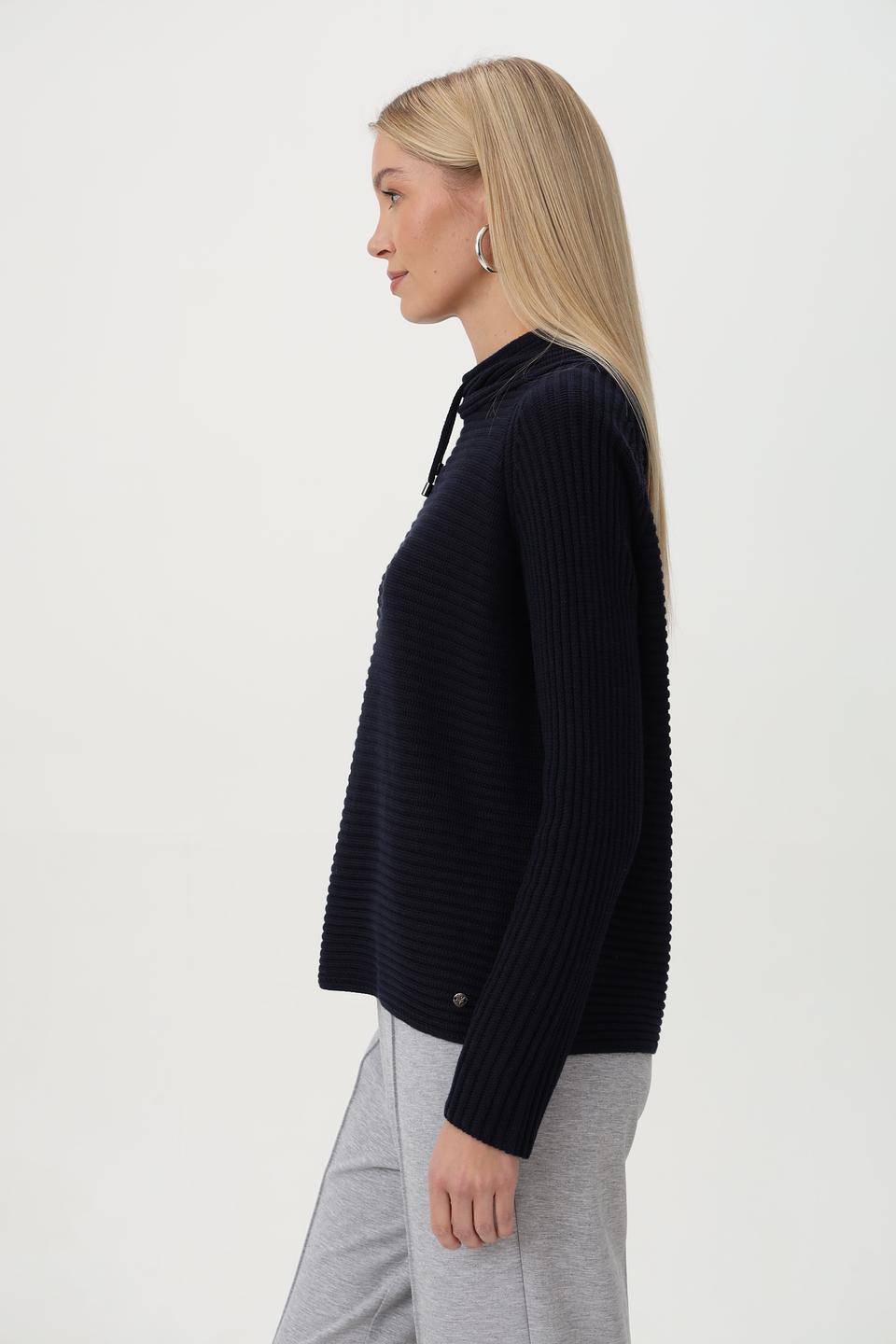 Пуловер Monari с капюшоном