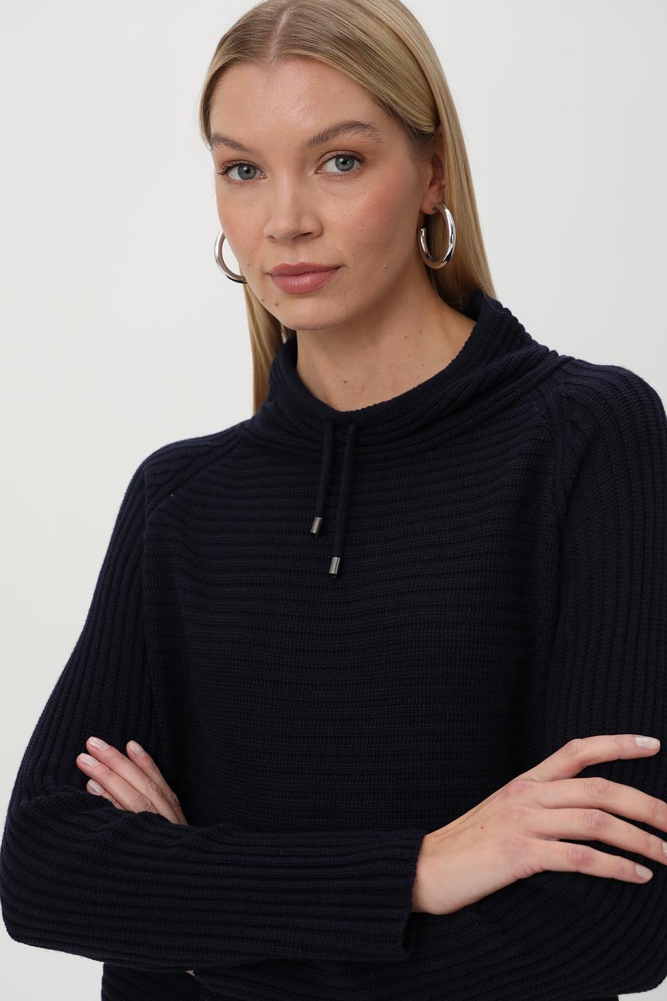 Пуловер Monari с капюшоном