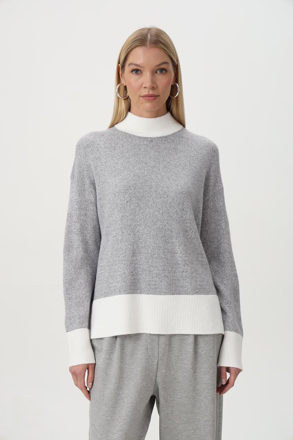 Пуловер Olsen с контрастной отделкой серый