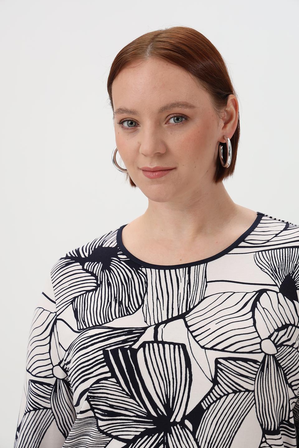 Лонгслив Lebek с принтом