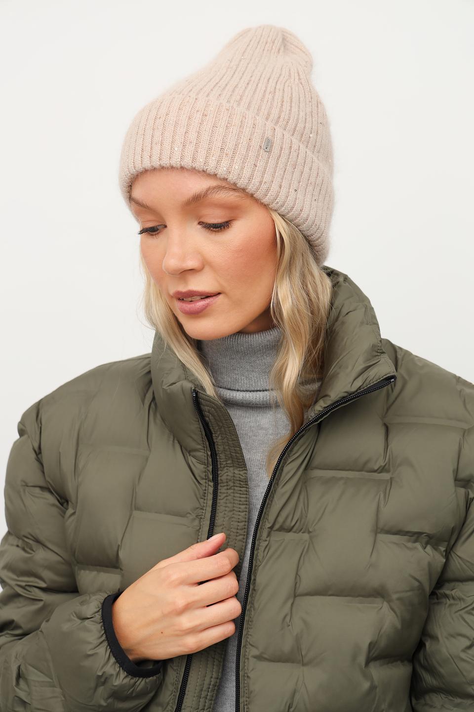 Шапка Julia Florenzi с пайетками бежевая