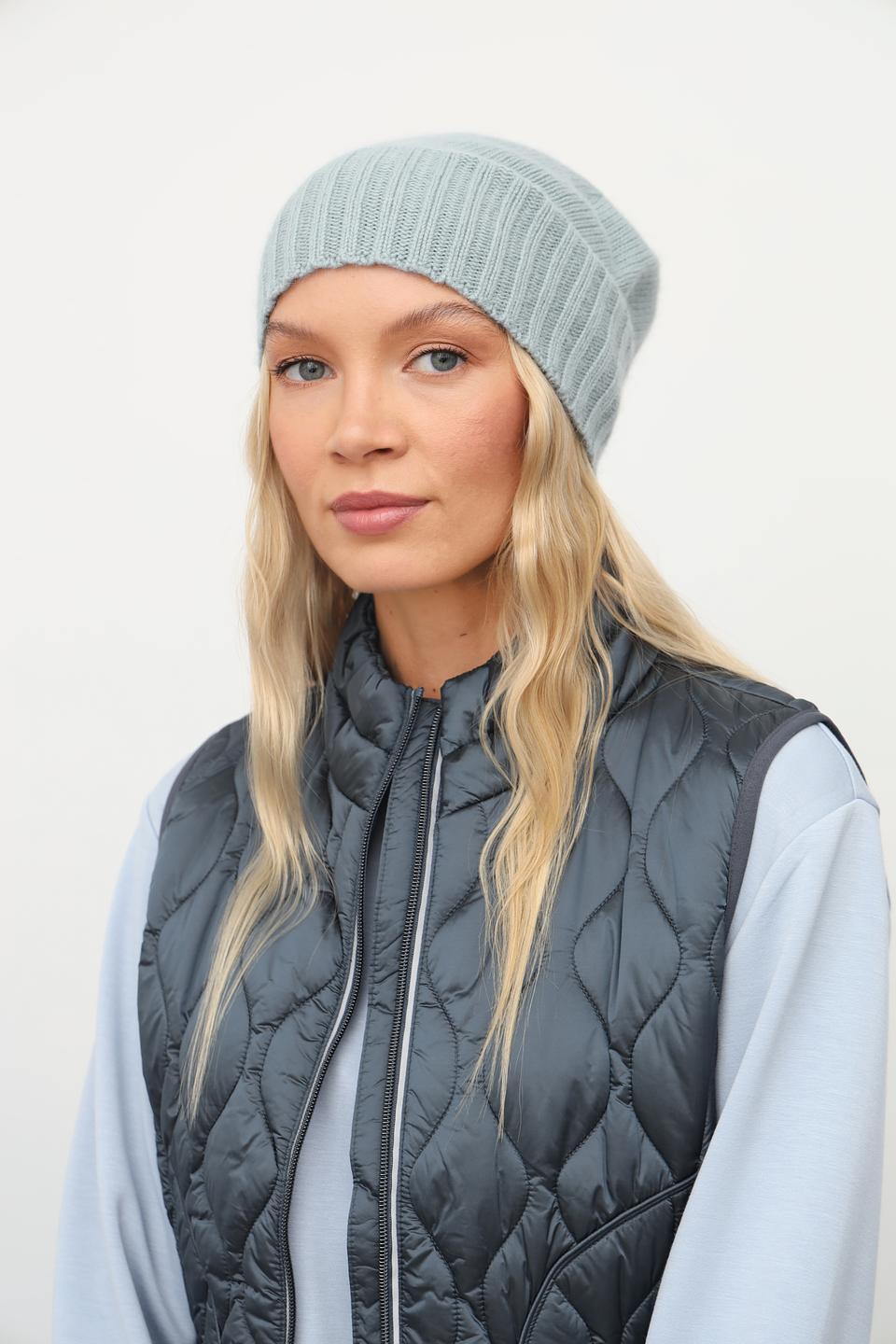 Шапка Julia Florenzi вязаная