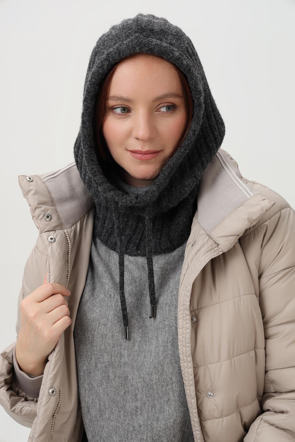 Шапка-капюшон Loevenich вязаная серая