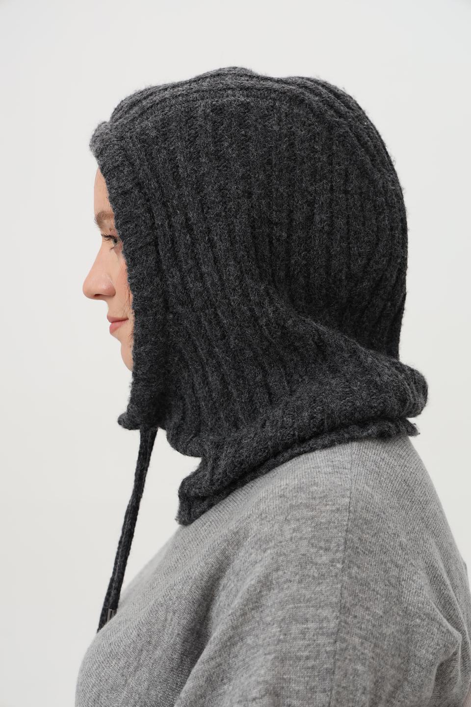 Шапка-капюшон Loevenich вязаная серая