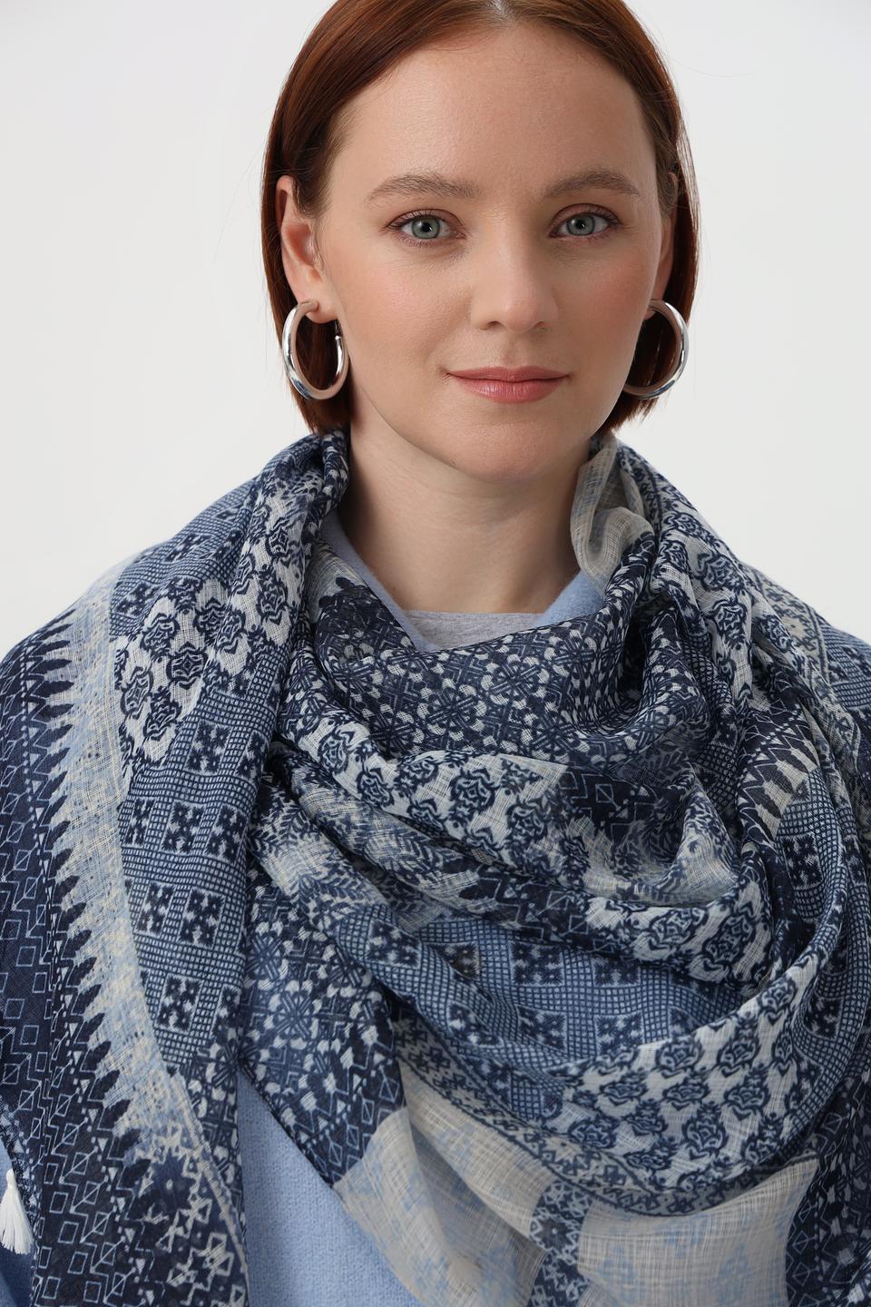 Шарф Olsen с геометрическим принтом