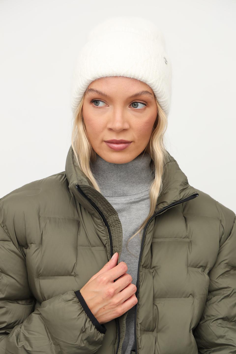 Шапка Julia Florenzi белая вязаная