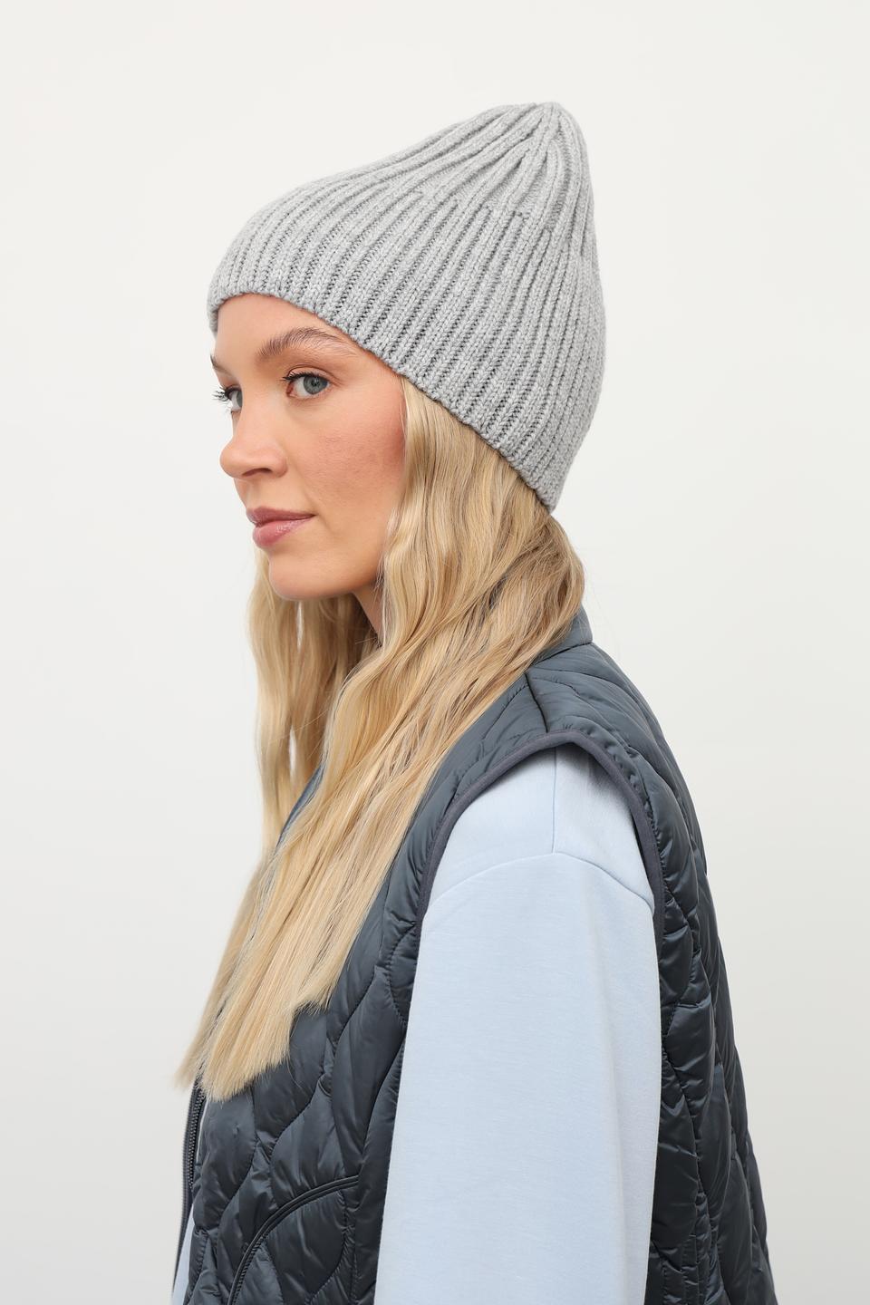 Шапка Julia Florenzi серая