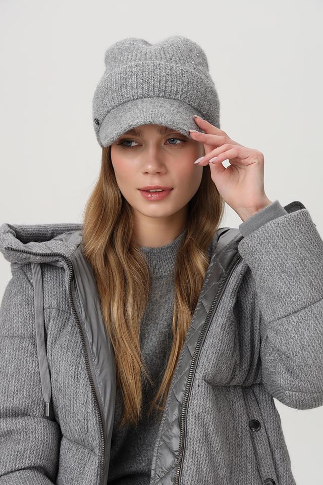 Шапка Loevenich с козырьком серая