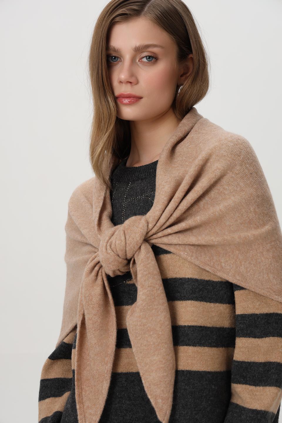 Платок Oui бежевый с завязками