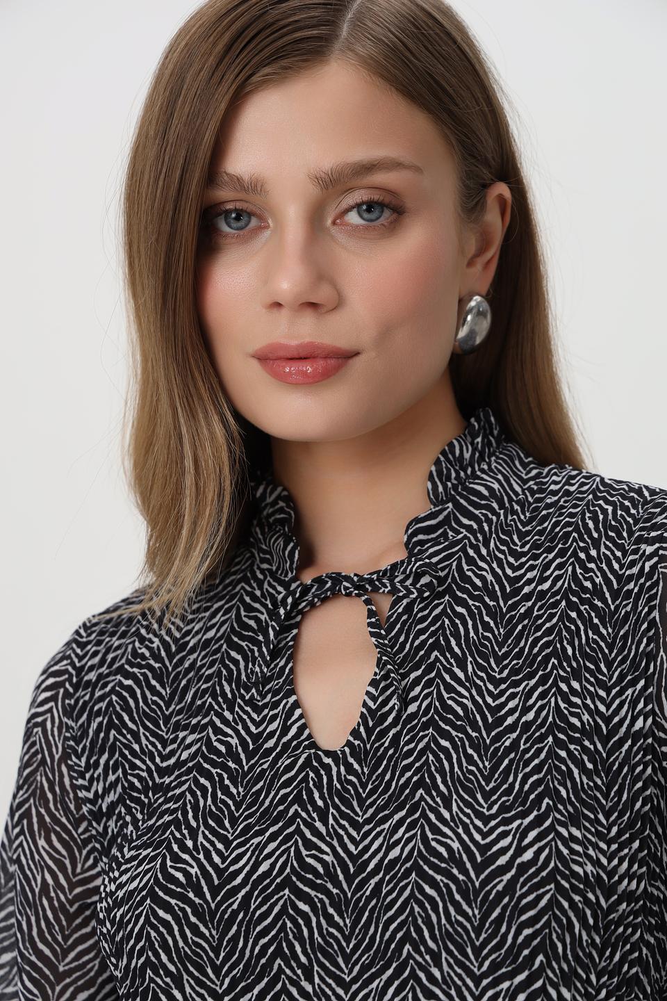 Блузка Bianca с принтом