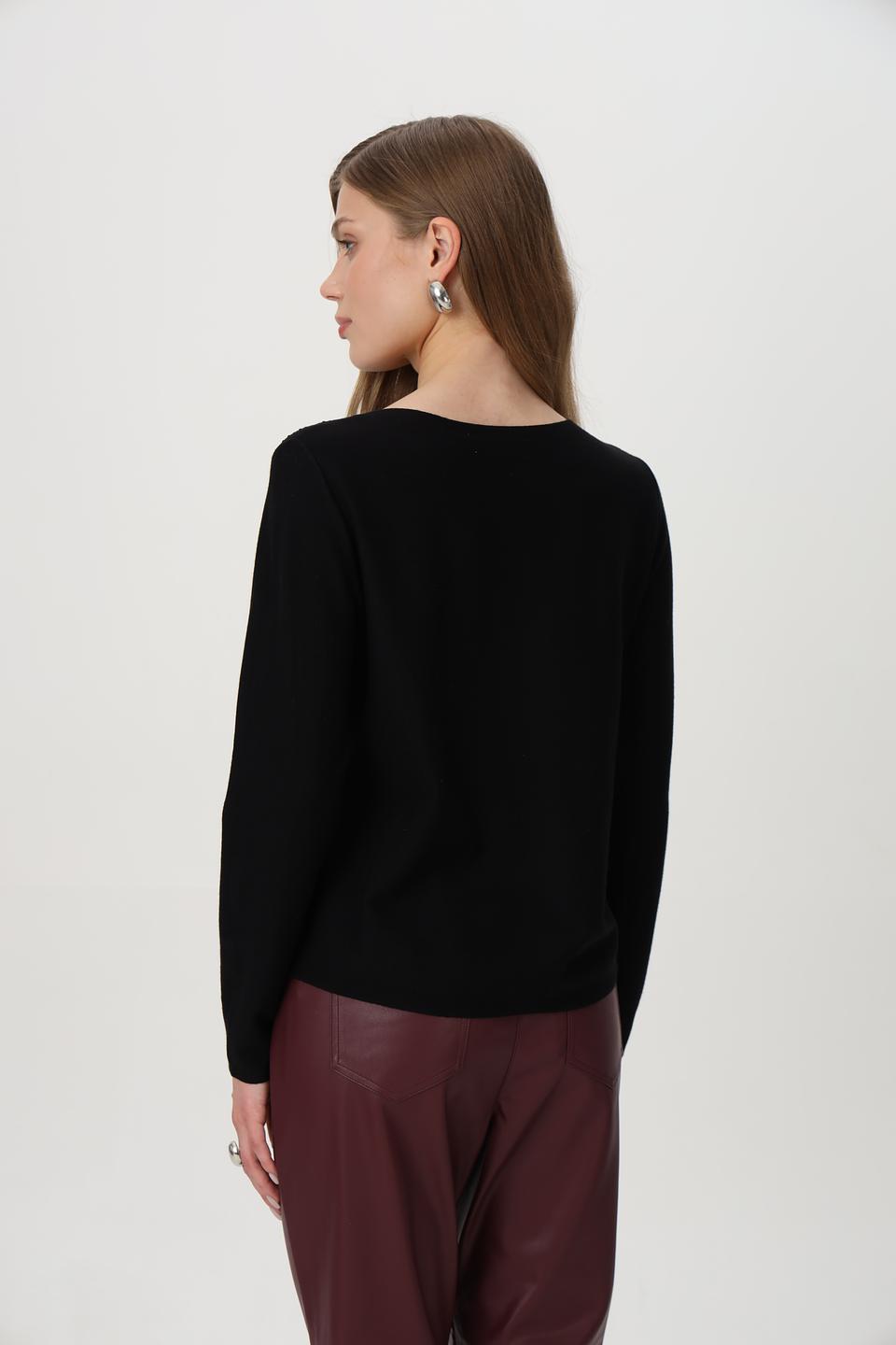 Пуловер Bianca с пайетками