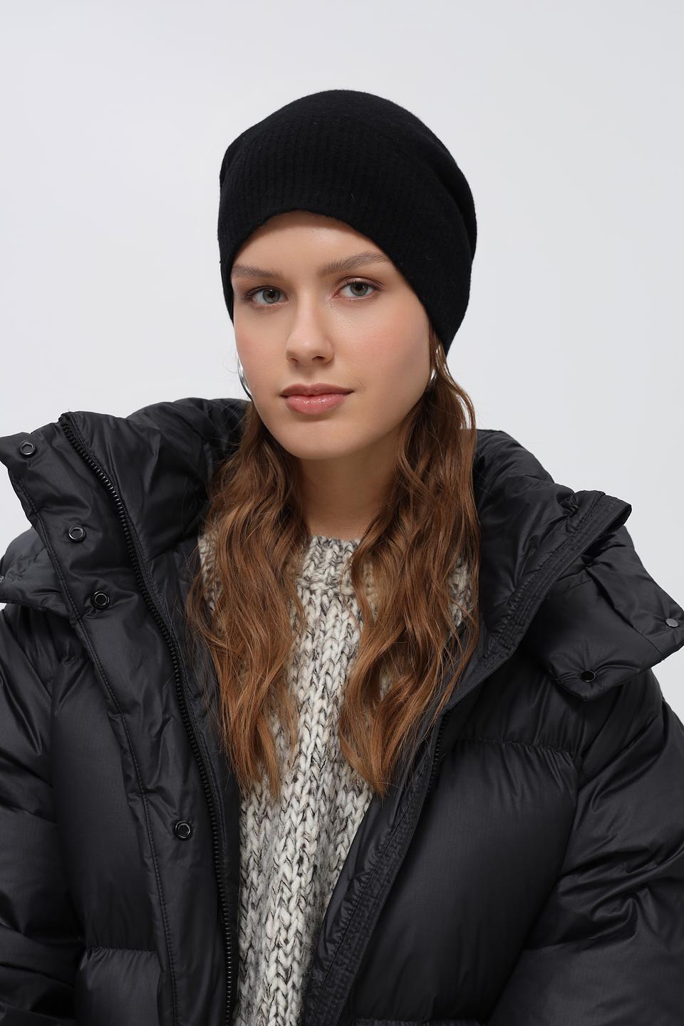 Шапка Seeberger шерстяная черная