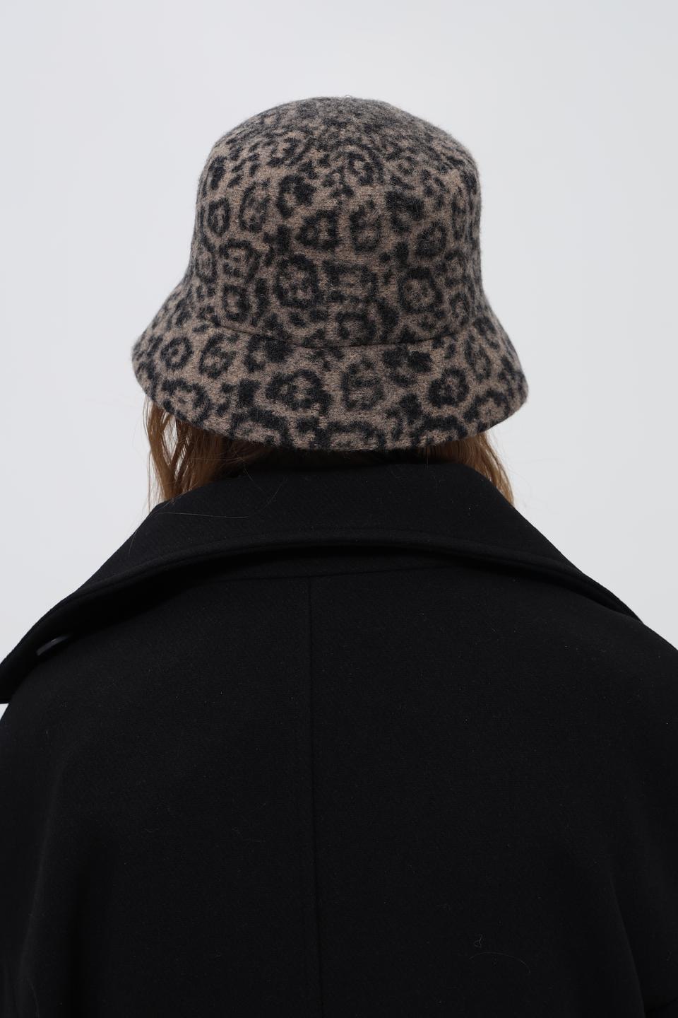 Шапка-ушанка Seeberger с леопардовым принтом