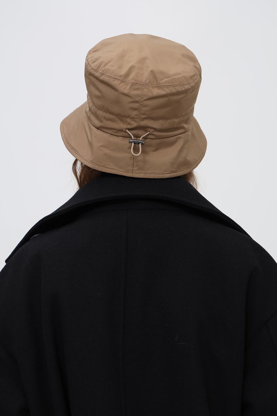 Шапка Loevenich бежевая