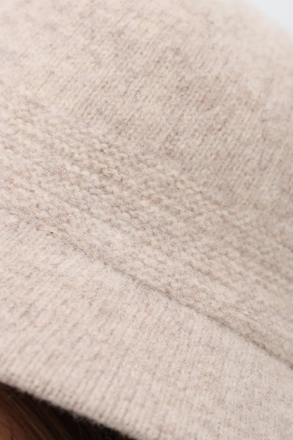 Шляпа Loevenich вязаная бежевая