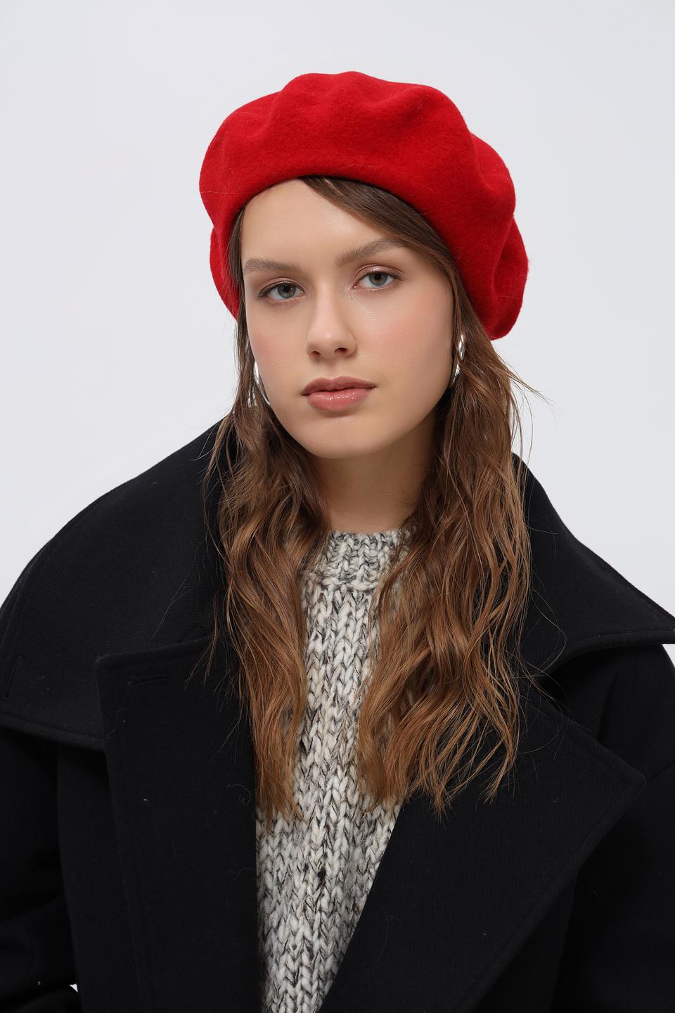 Берет Loevenich женский красный