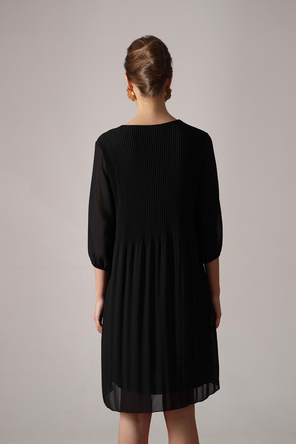 Платье Bianca плиссированное чёрное