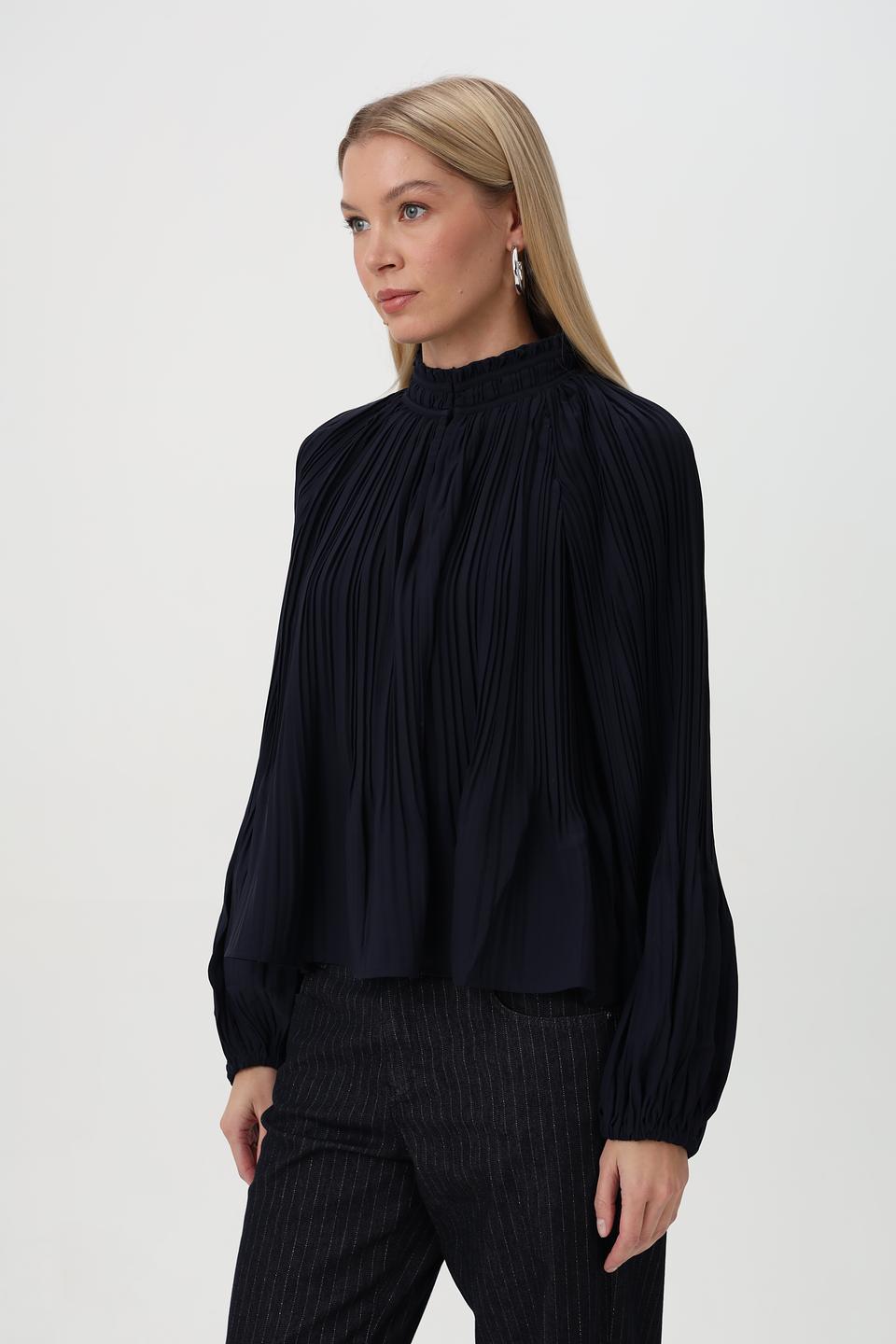 Блуза Monari плиссированная чёрная