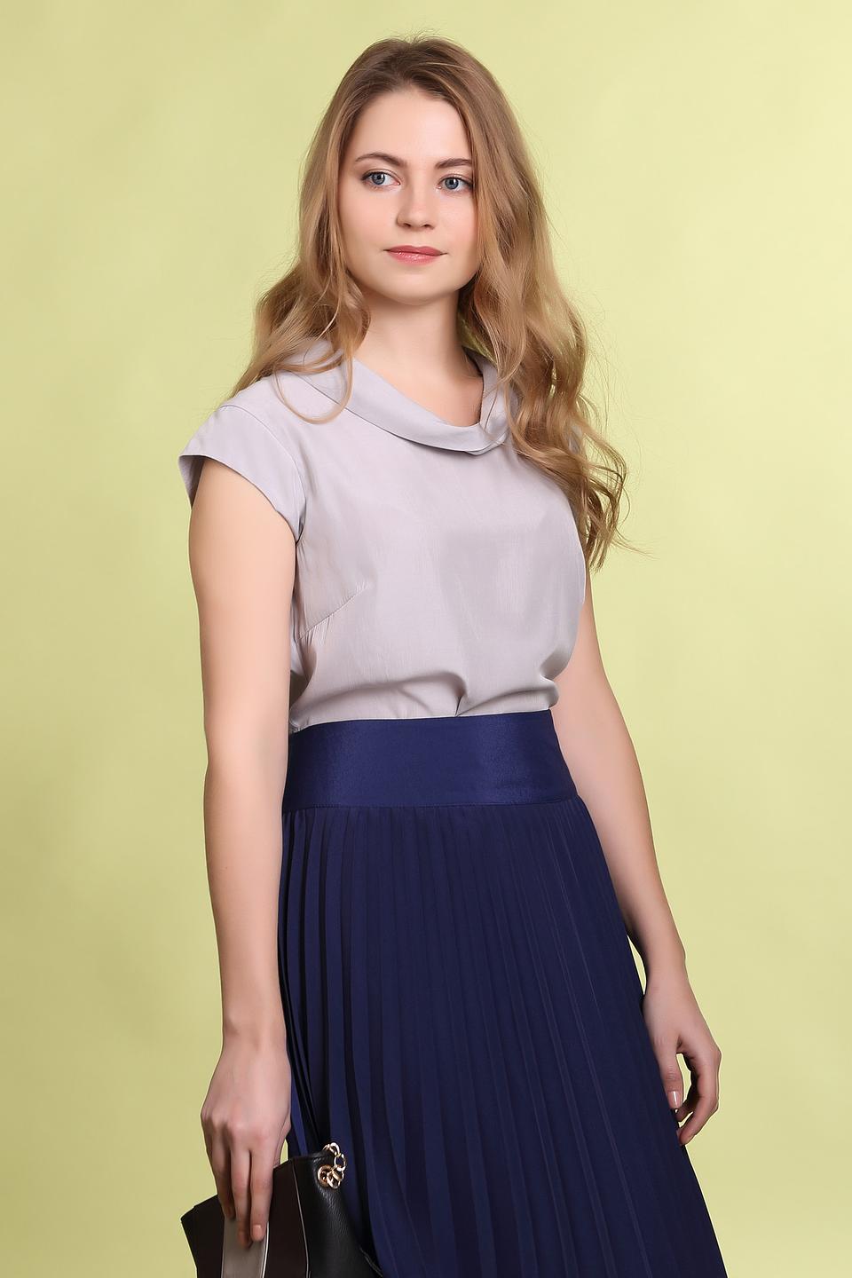 Блуза Pezzo с воротником-стойкой светло-серая