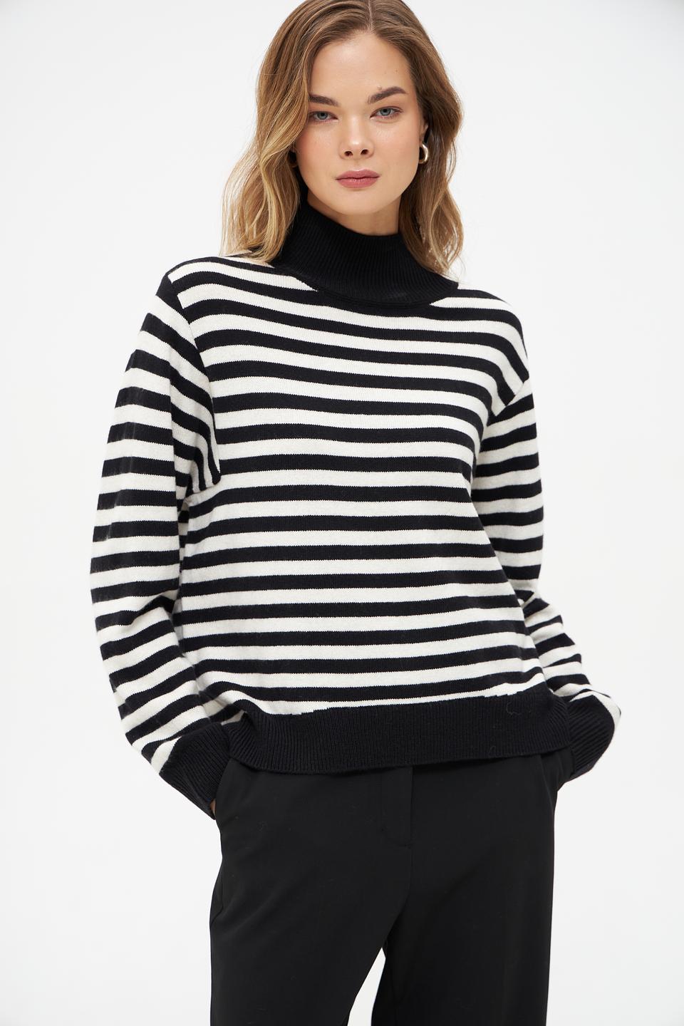 Пуловер Oui в полоску