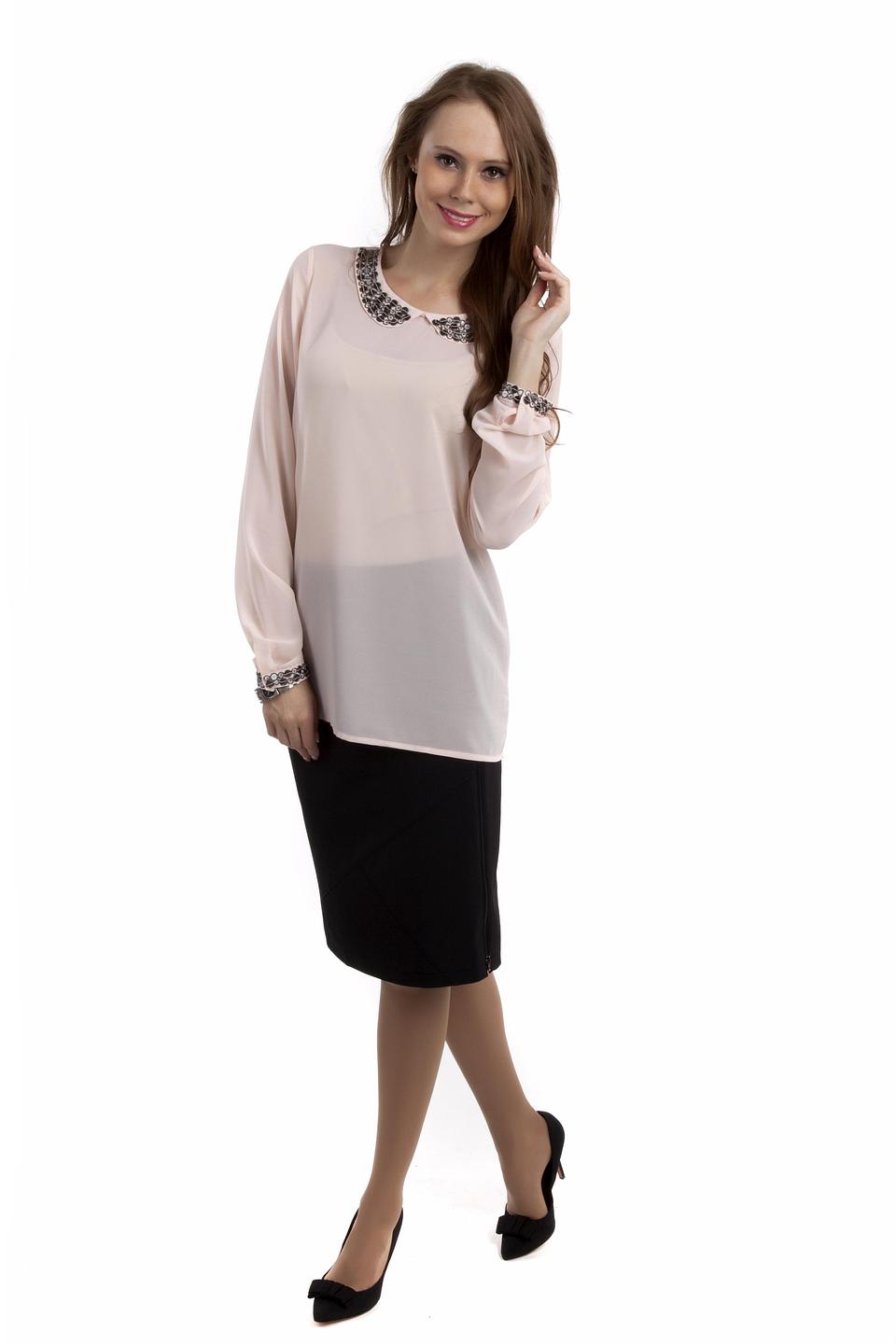 Блуза Locust розовая с декором на воротнике и манжетах