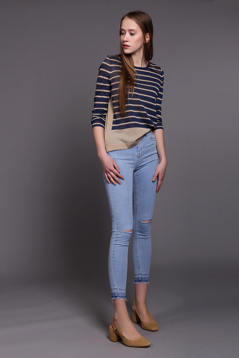 Джинсы с потертостями GOOCEC голубые