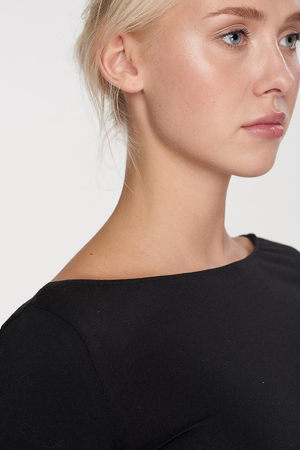 Чёрное боди Oh, my с длинным рукавом и открытой спиной