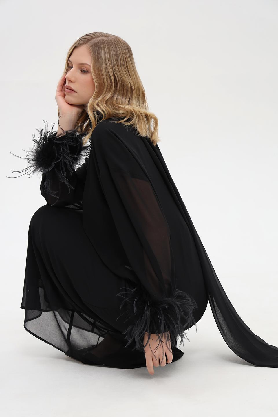 Платье Shade с перьями черное