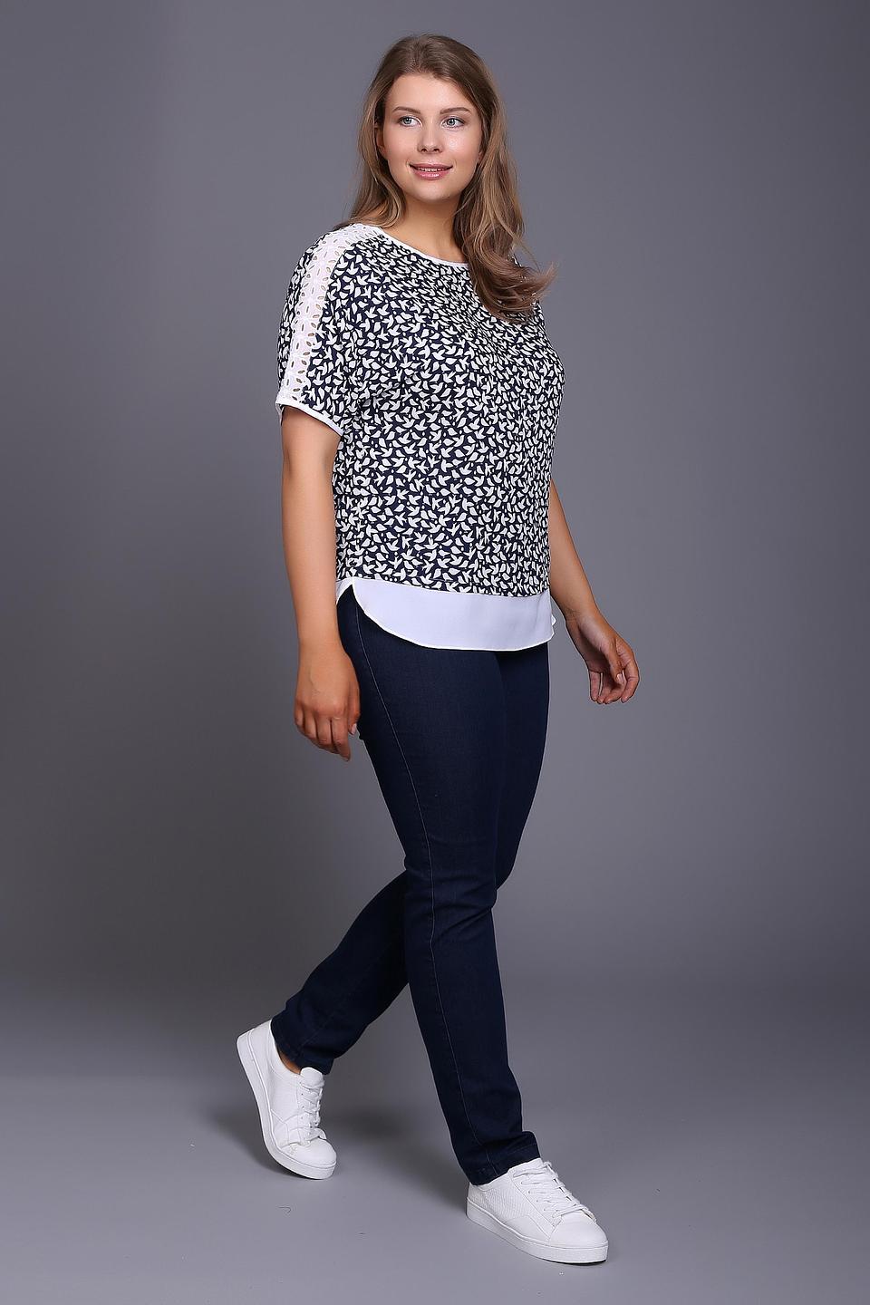 Блуза Basler с принтом и кружевом тёмно-синего цвета