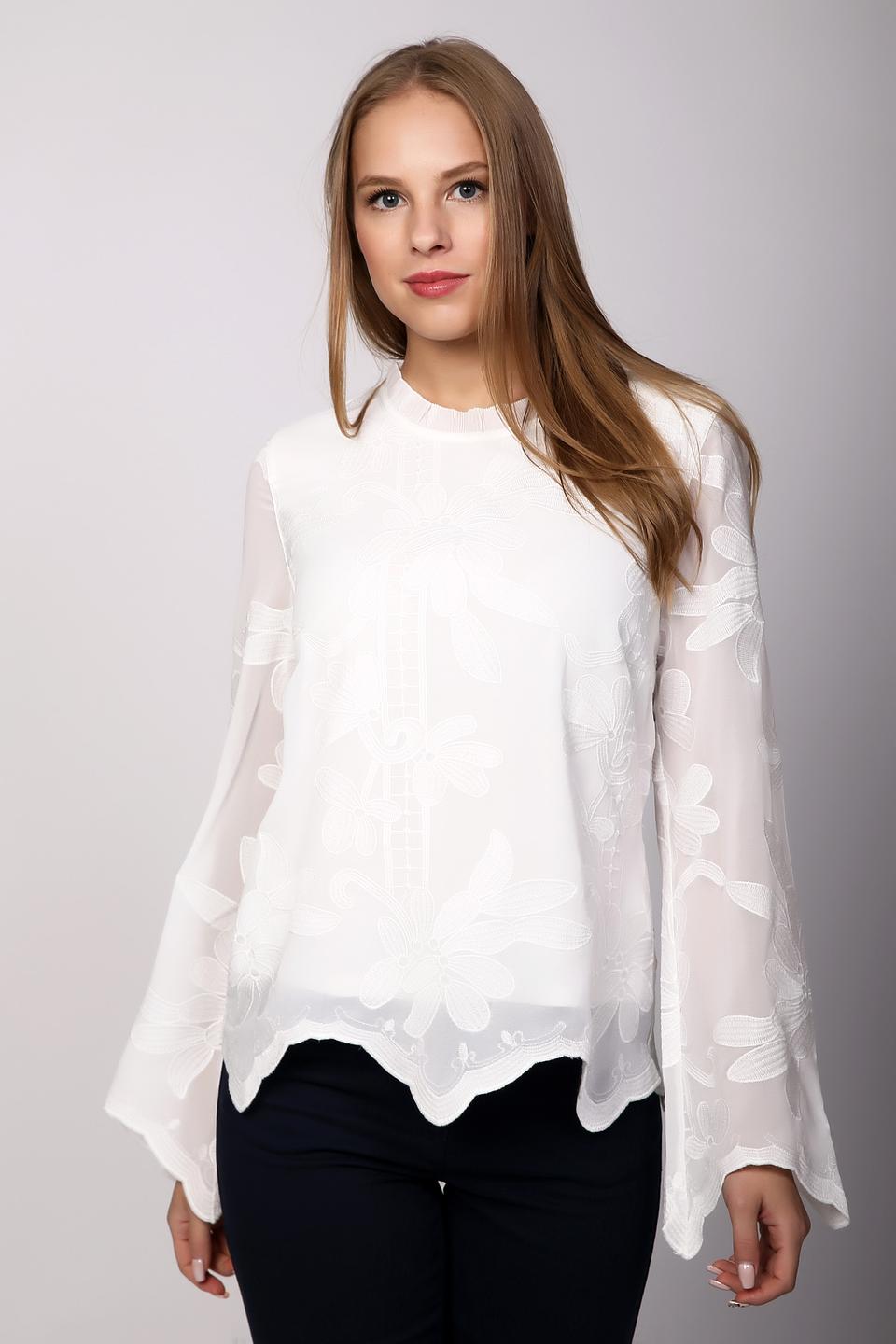 Блуза Comma с цветочной вышивкой