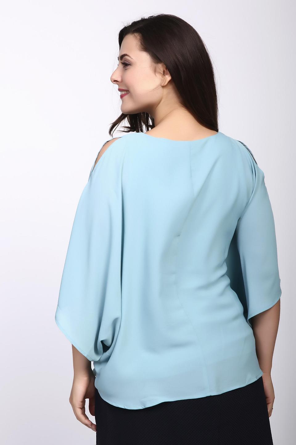 Блуза Pezzo голубая с декоративным элементом