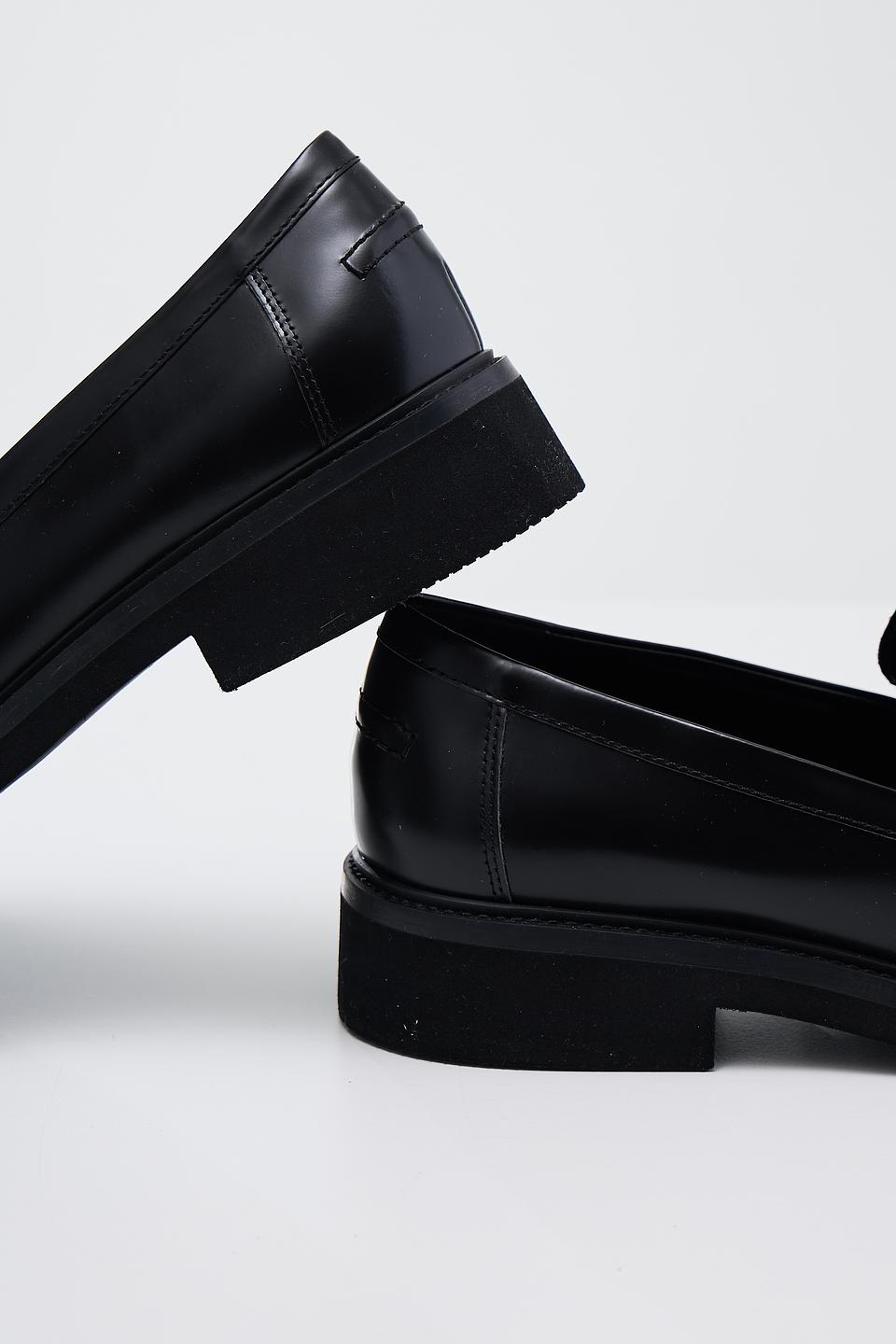 Лоферы Guess с логотипом