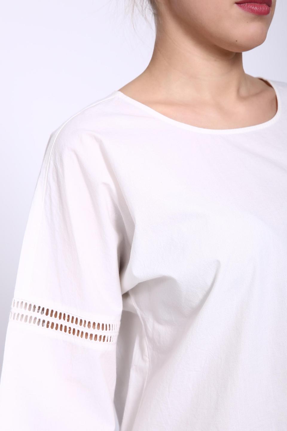 Блуза Oui белая с вышивкой