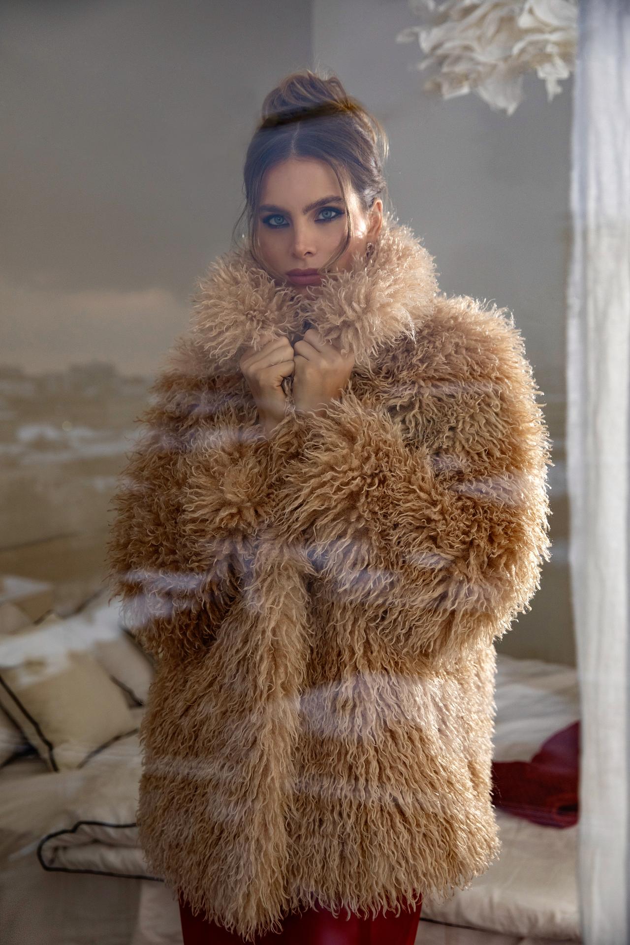 Вечерний образ Emka и Shade