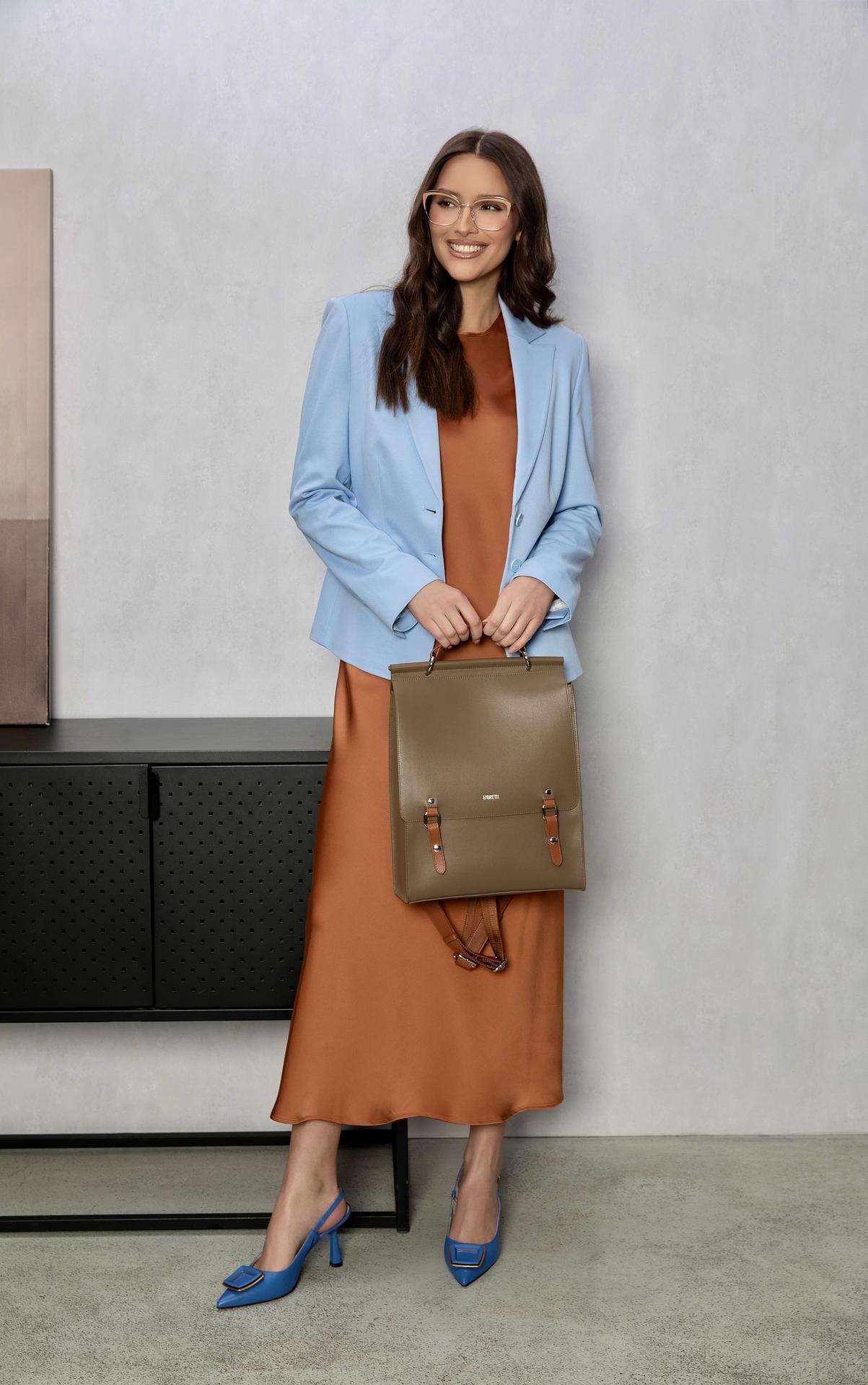 Будь в центре внимания